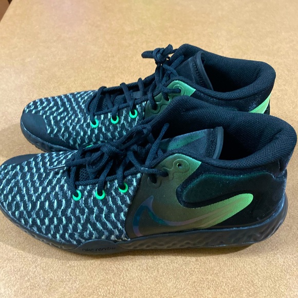 NIKE KD TREY 5 VIII - Picture 8 of 9